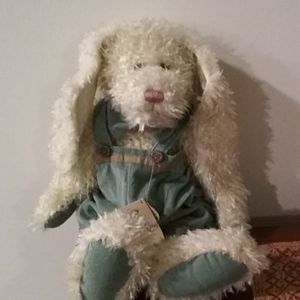 Boyds Bear Collectible Bunny Rabbit EASTER Roscoe